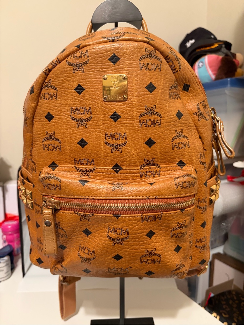 MCM Cognac Visetos Logo Print Backpack with Gold Hardware - Picture 2 of 9